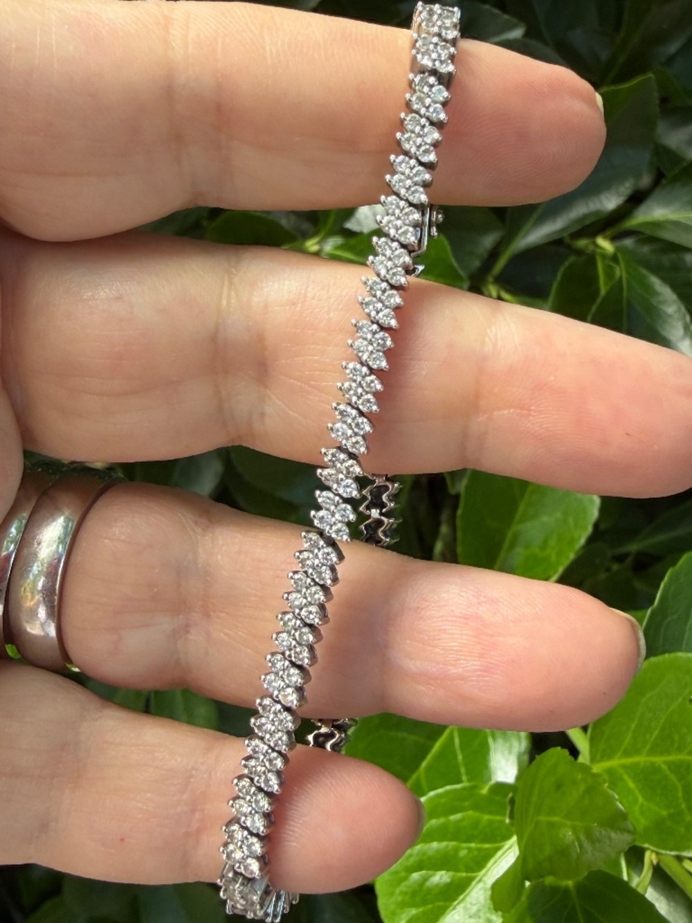 VINTAGE 14K WHITE GOLD DOUBLE ROW ROUND CUT DIAMONDS TENNIS BRACELET SAFETY LOCK